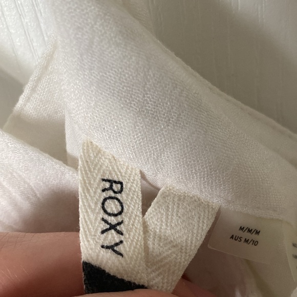 NWOT Roxy White Dress - Picture 2 of 4